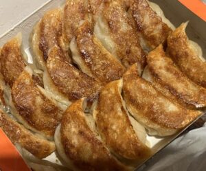 大阪王　京橋総本店の名物餃子