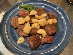 牛ハツニンニク